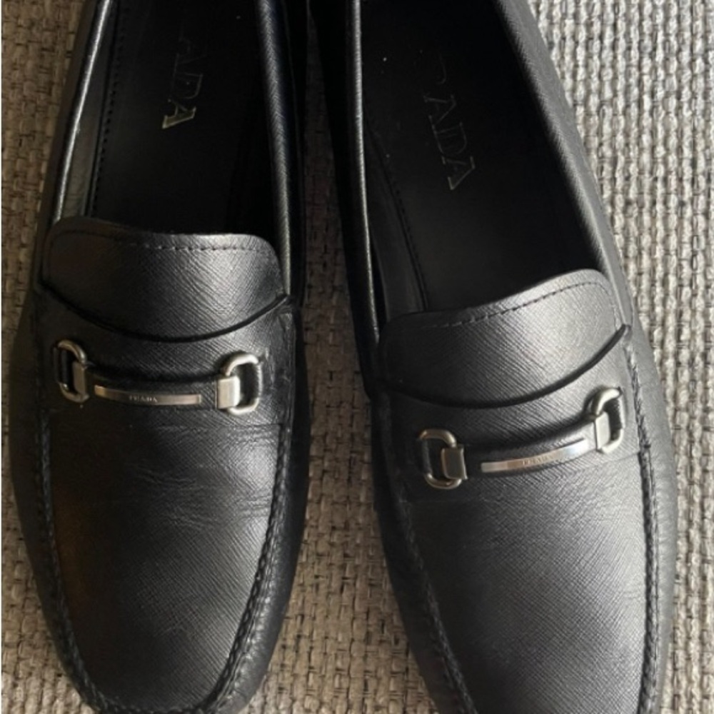 Prada Black Leather Loafers Prada Italian Size : 2DD118 8